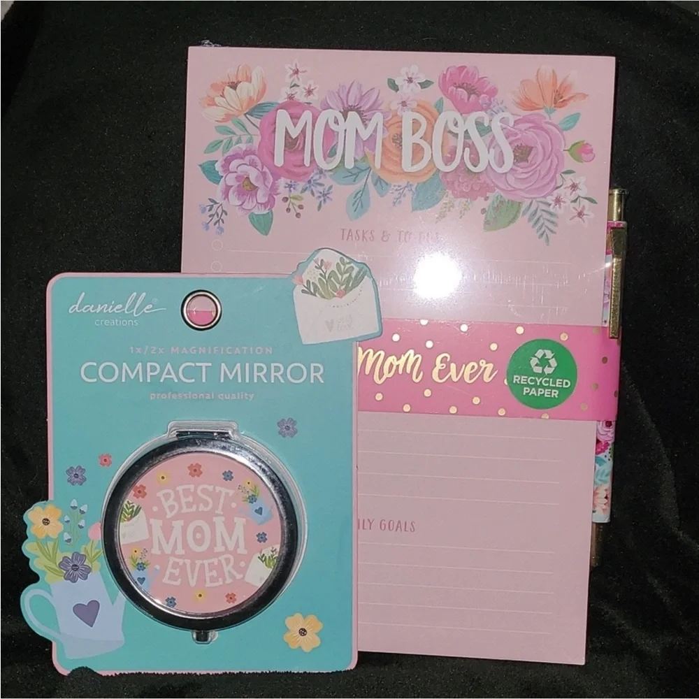 Mom Boss Stationary Set Pen & Compact Mirror